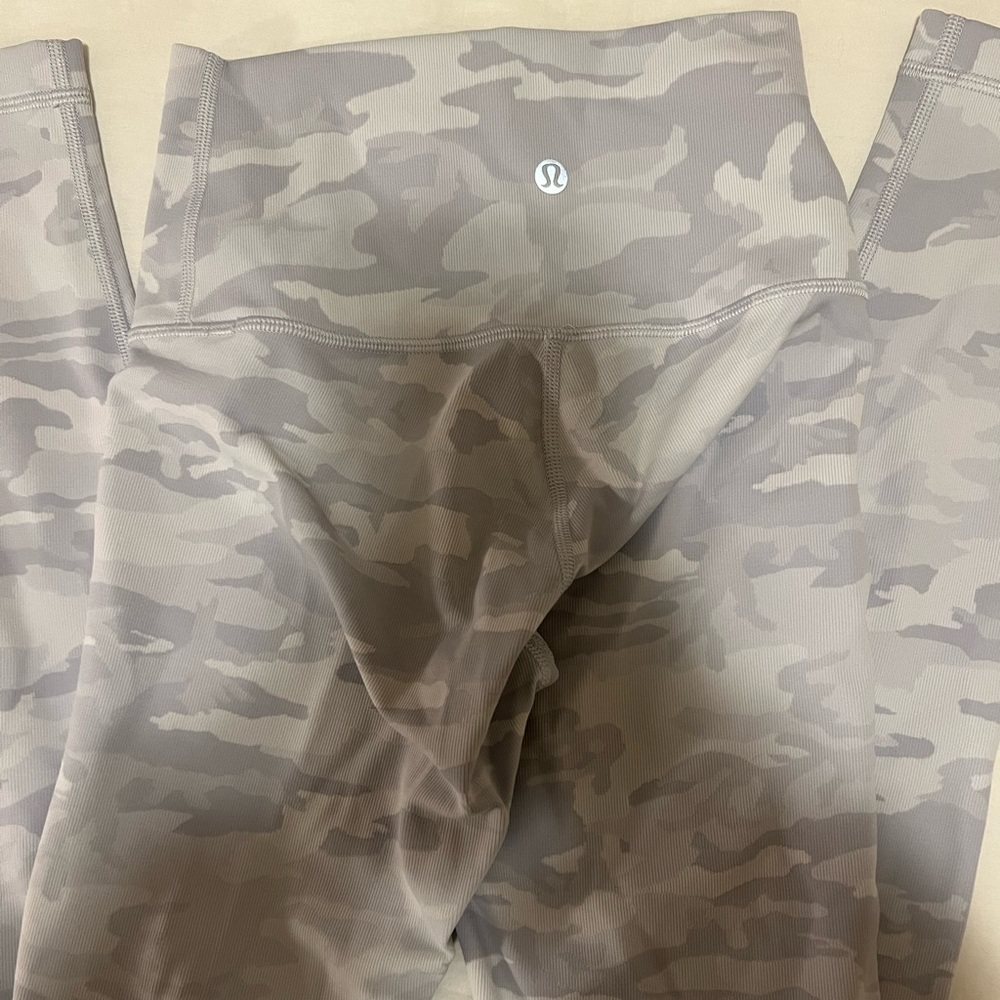 LULULEMON Camo Align Leggings